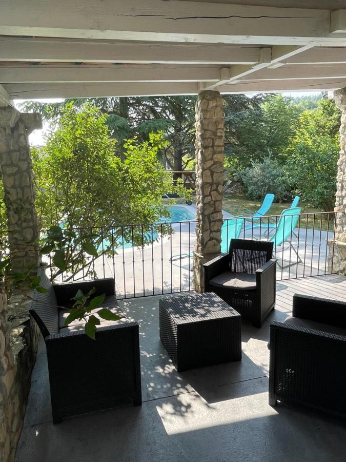 Villa Camille Céreste Extérieur photo